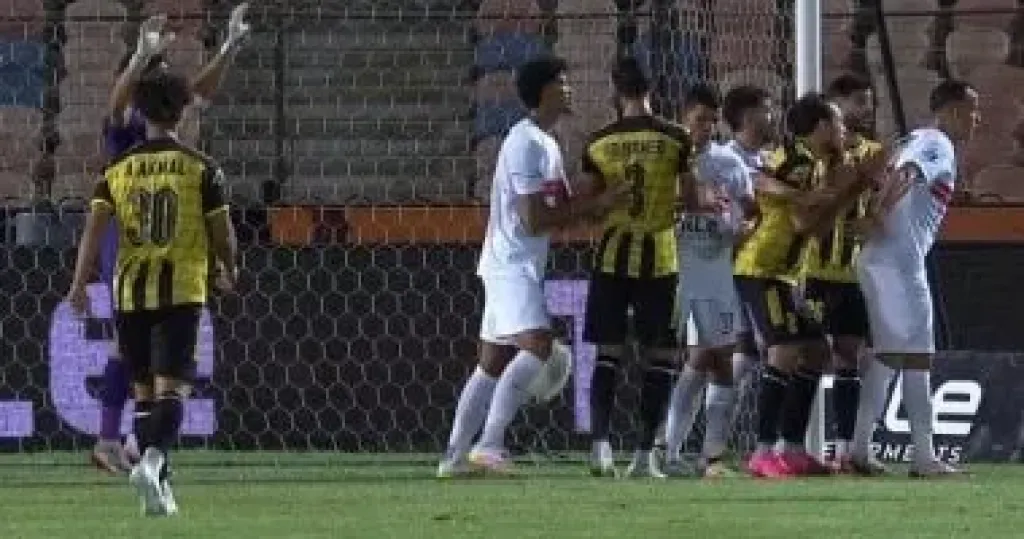 الزمالك يتعثر أمام المقاولون ويهدر أول نقطتين فى سباق الدورى