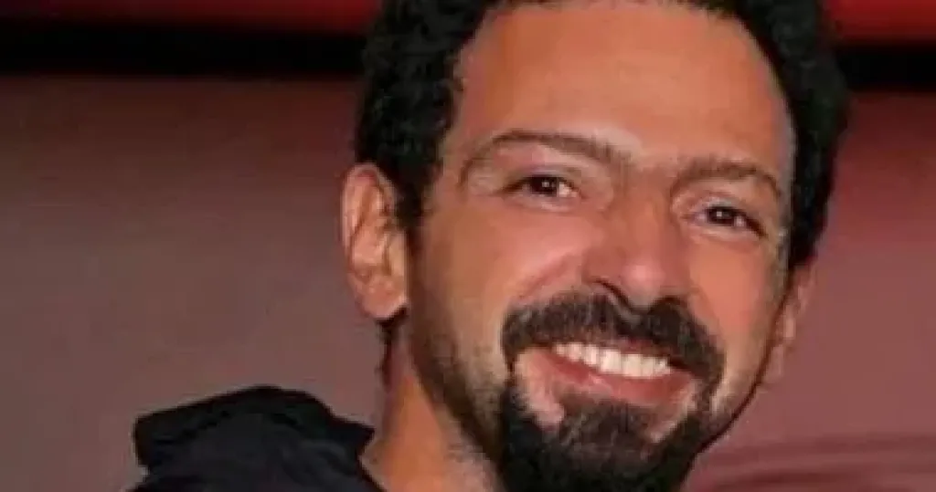تيمور تيمور  