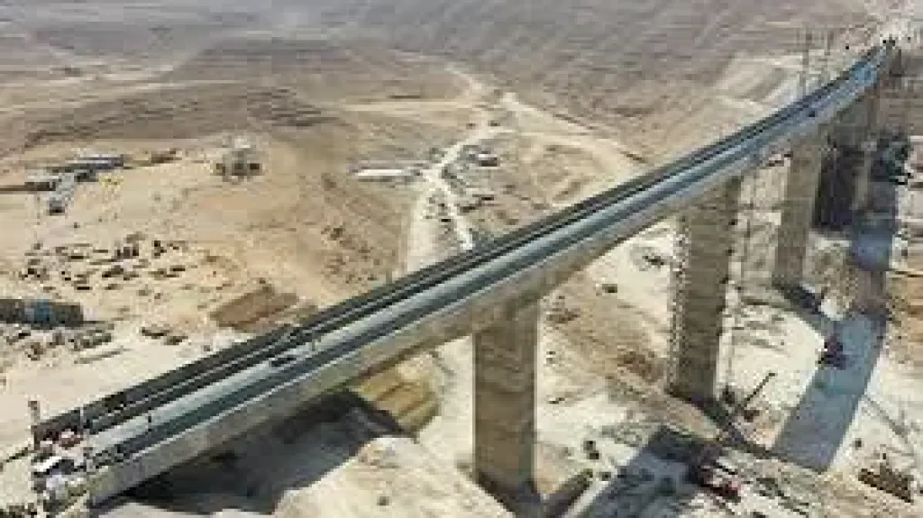 الكوبرى العملاق.. شاهد أعلى كوبرى فى مصر بعد اكتماله.