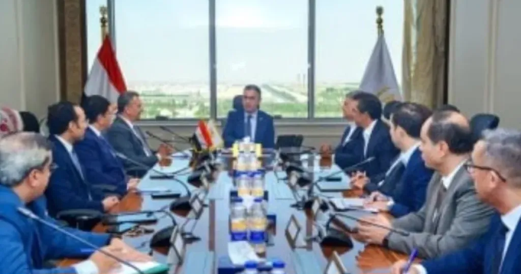 وزير التموين يتابع تنفيذ المستودعات الاستراتيجية لزيادة مخزون السلع الغذائية