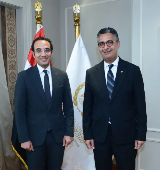 الدكتور شريف فاروق يصدر قرارا بتولى احمد كمال منصب مساعد وزير التموين والتجارة الداخلية