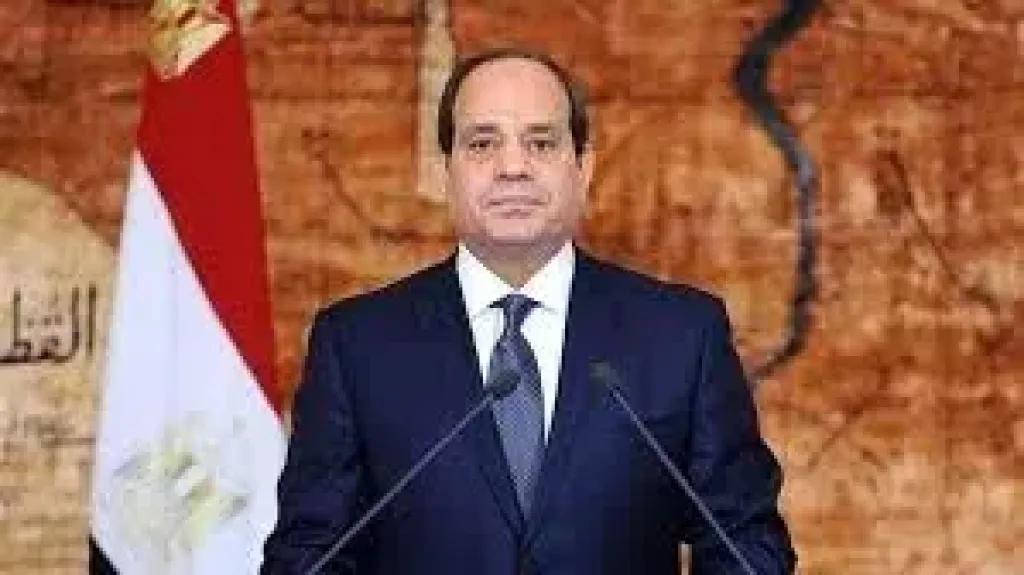 الرئيس السيسى يستقبل مستشار الأمن الوطنى البحرينى ويشيد بعمق العلاقات بين القاهرة والمنامة