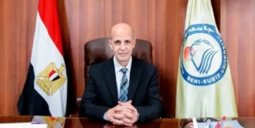 رئيس جامعة بنى سويف يصدر قرارات بتجديد وتعيين 18 مديراً لوحدات ومراكز الجامعة