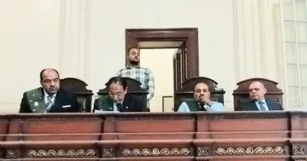 المشدد 7 سنوات لموظف سابق سهل الاستيلاء على 12 شقة سكنيه بالإسكندرية