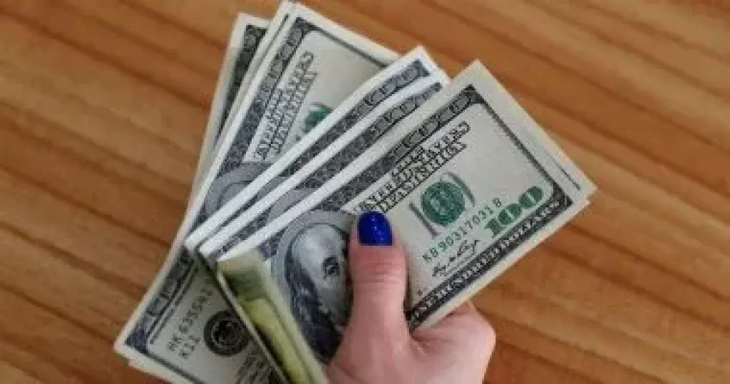 سعر الدولار اليوم الثلاثاء 19 أغسطس 2025 بالبنك المركزى