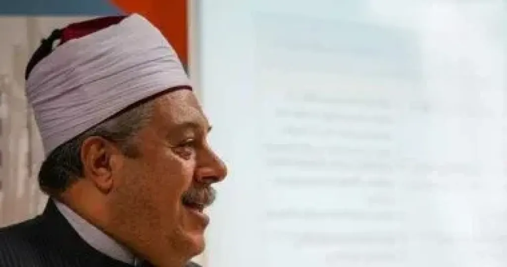 طلاب الثانوية الأزهرية دور ثان يؤدون امتحان الكيمياء والفلسفة والمنطق اليوم