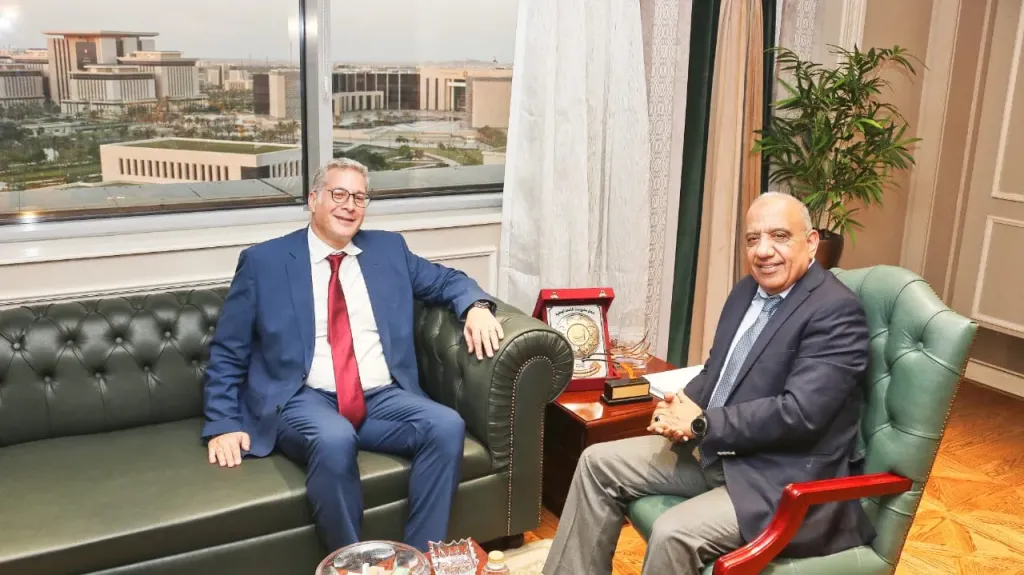 وزيرا الكهرباء والبترول يؤكدان على خطة العمل التكاملية والعمل المشترك لنقل التكنولوجيا وتعظيم العوائد من الموارد الطبيعية