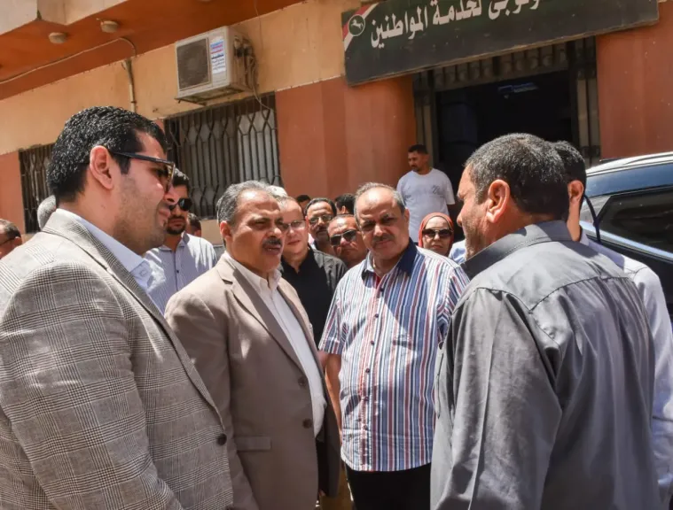 محافظ الشرقية يختتم جولته بمركز ديرب نجم بالمركز التكنولوجي