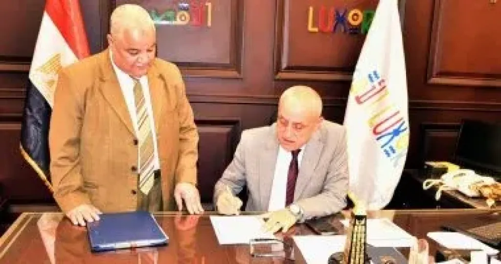 محافظ الأقصر يوافق على قبول جميع طلبات الزيادة فوق الكثافة بالمدارس الخاصة