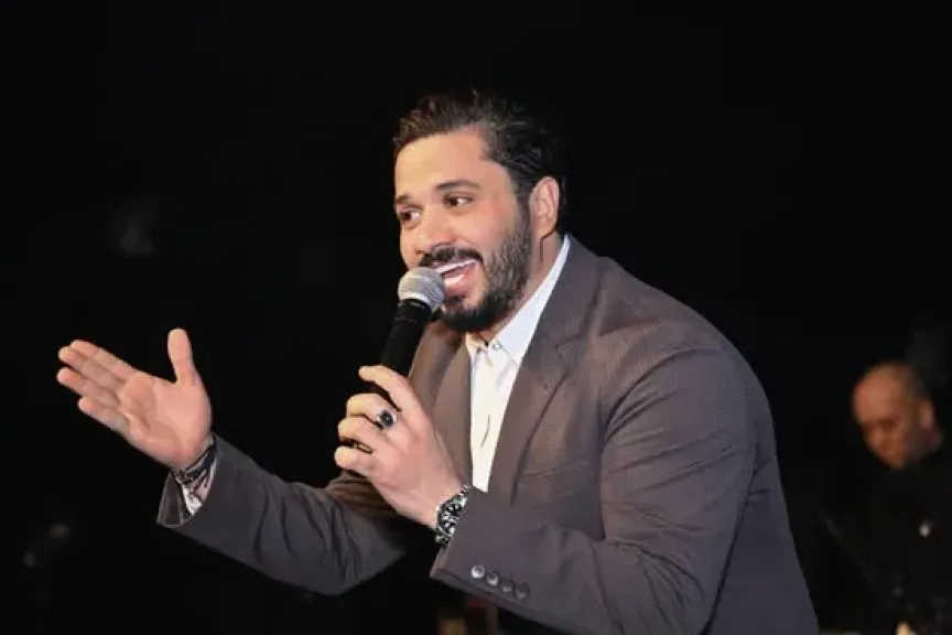 أمسية نابضة بالحياة في القلعة.. مصطفى حجاج بديناميكية الشباب تعرض الموروثات الإبداعية لكولومبيا