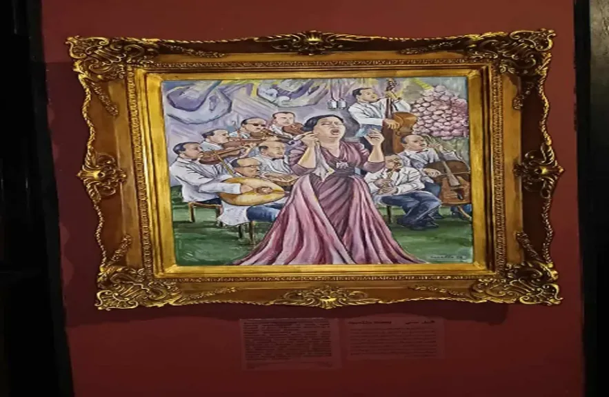 التشكيلية كاريل حمصي تستعيد ملامح الزمن الجميل برسم لوحة أم كلثوم | خاص