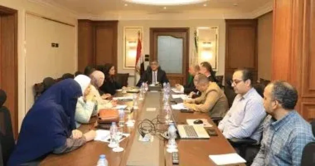 محافظ الجيزة يتابع المراحل النهائية لأعمال تطوير مدينة الطلبة والطالبات