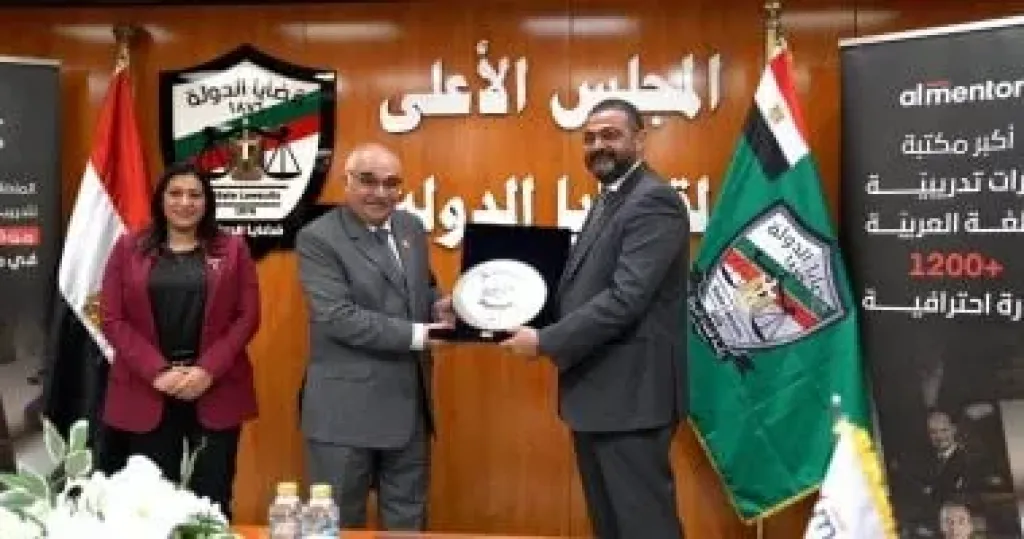 رئيس قضايا الدولة يستقبل مدير منصة “المنتور” ويكرم المستشارين المتميزين في البرامج التدريبية