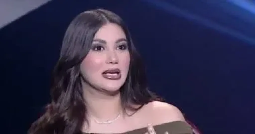 هدى الإتربى مطربة معتزلة فى فيلم هيروشيما بطولة أحمد السقا