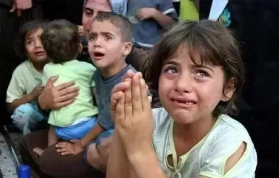 ”أونروا”: أطفال غزة محكوم عليهم بالموت إذا لم تصل المساعدات سريعا