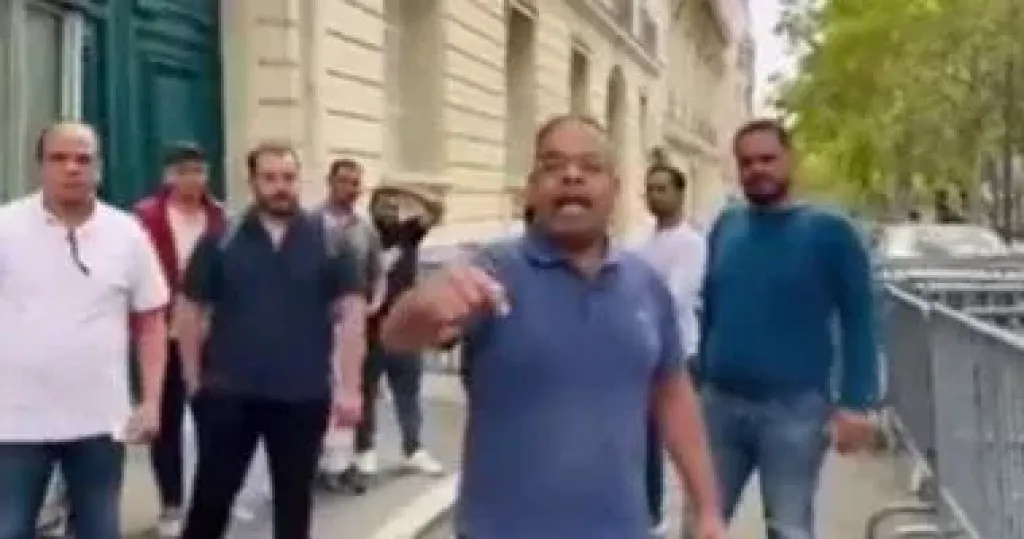 ”شباب مصر بفرنسا” يحذر عناصر الإرهابية من الاقتراب من سفارتنا بالخارج