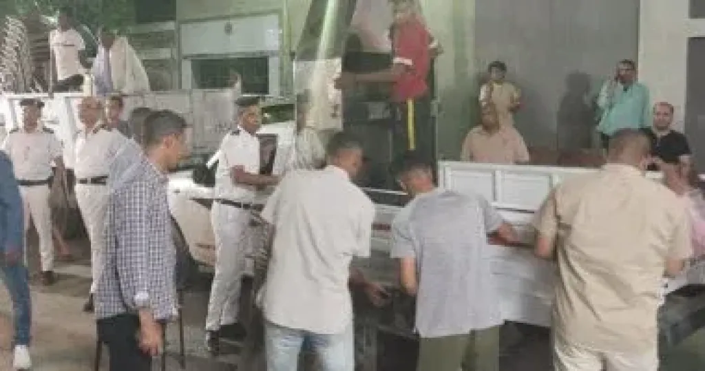 تشميع 30 مقهى مخالفا في أسوان يديرها جنسيات أفريقية
