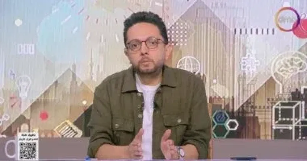 أحمد فايق: دراسة عالمية تكشف إدمان 78% من جيل ”Z” لهواتفهم المحمولة