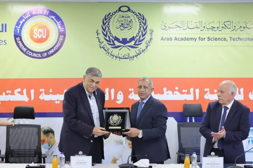 لجنة الدراسات الطبية تتفقد فرع الأكاديمية بالعلمين برئاسة وزير الصحة السابق