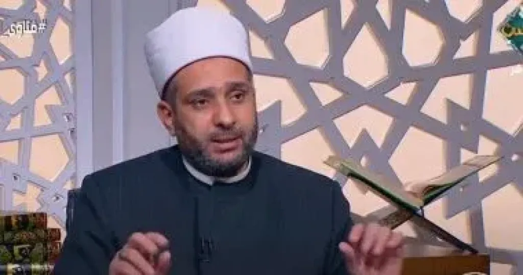 هل تعليق الصور على الحائط حرام؟.. أمين الفتوى يجيب
