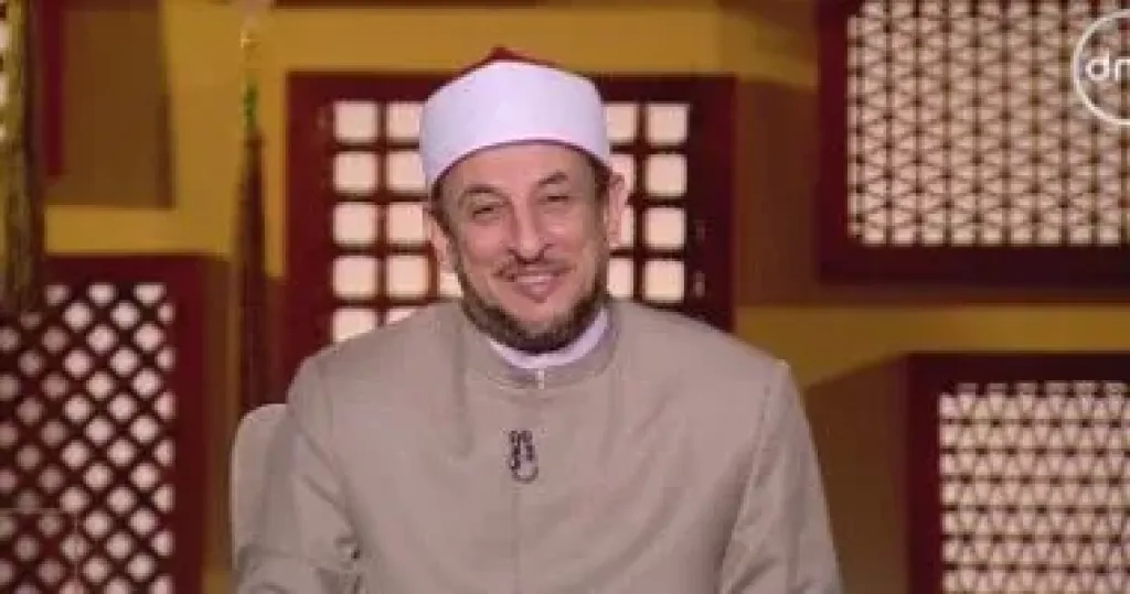الشيخ رمضان عبد المعز يشرح روائع أحمد شوقي في مدح النبي فى ”لعلهم يفقهون”