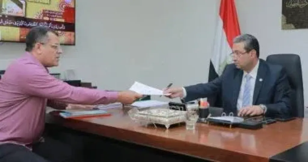 محافظ دمياط يعتمد نتيجة الدور الثاني للشهادة الإعدادية