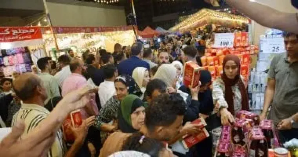 محافظ بورسعيد يفتتح معرض أهلا مدارس بحي العرب