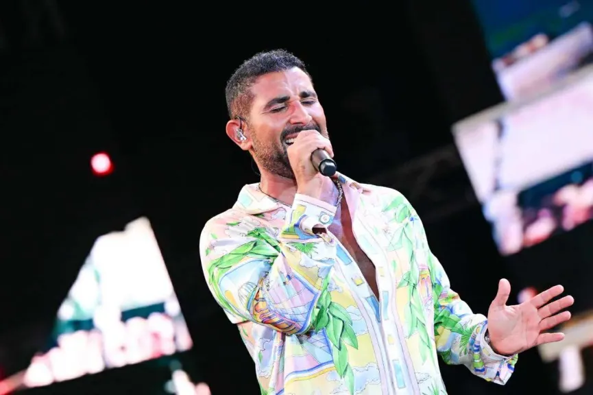 أحمد سعد و”ديسكو مصر” يتألقون بحفل ضخم في الساحل الشمالي| صور