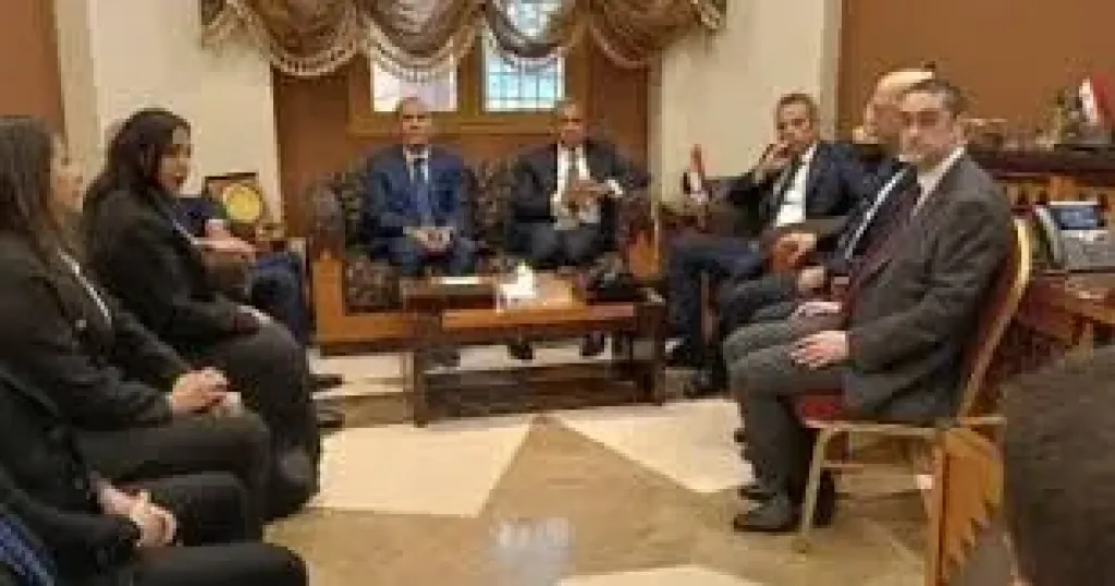 وزير الخارجية يتفقد مقر القنصلية العامة المصرية في جدة