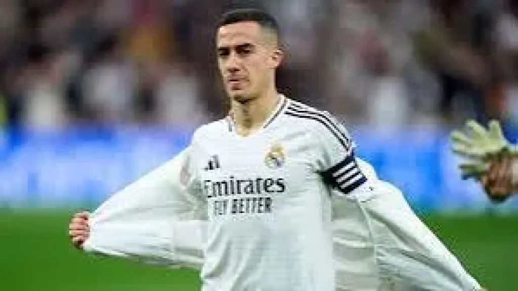 لوكاس فاسكيز يقترب من بايرن ليفركوزن