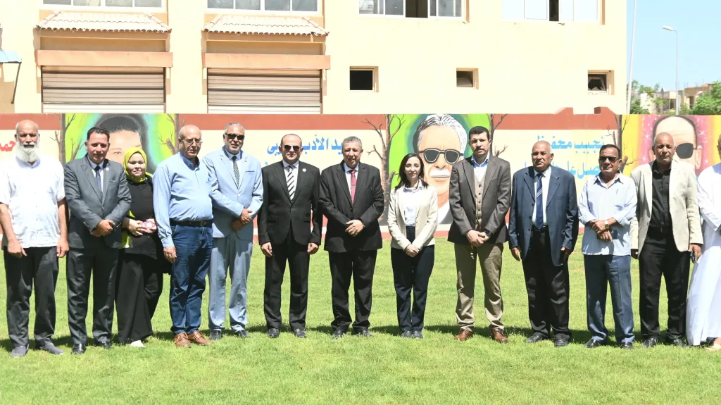 جاكلين تتابع اللمسات النهائية لمدرسة المستقبل بالنوبارية وفق أحدث معايير الجودة