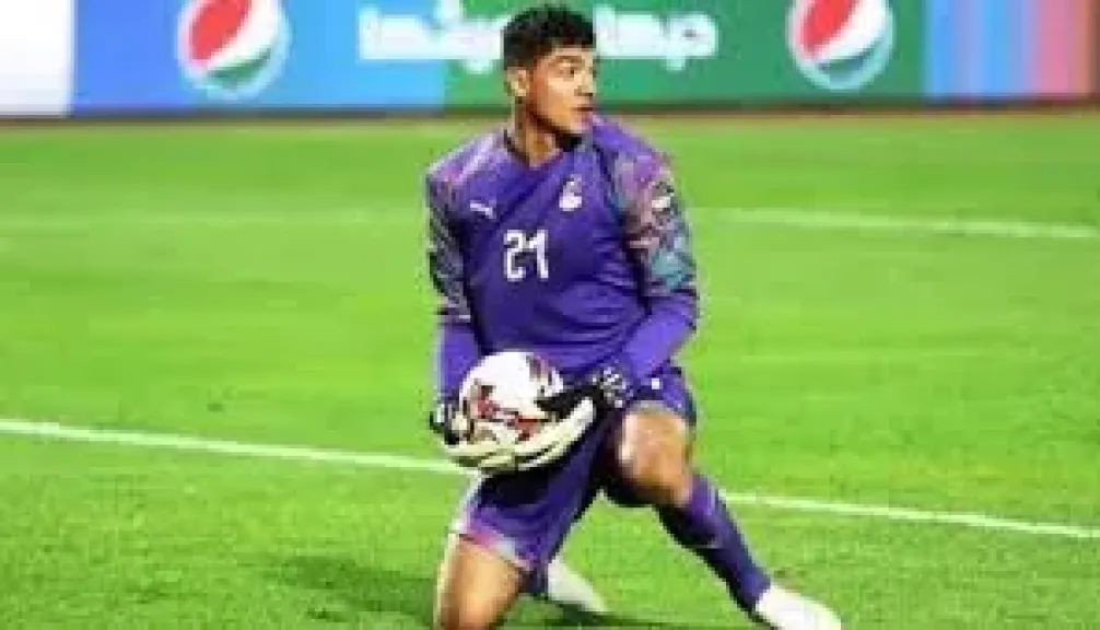 شوبير: محمد صبحي الأقرب لحراسة مرمى منتخب مصر أمام غينيا بيساو الليلة