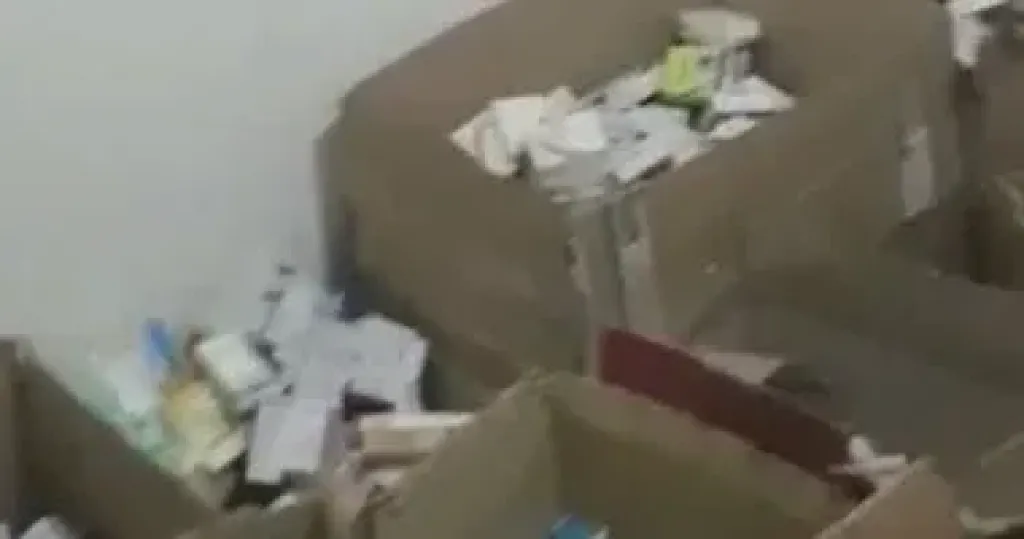 ضبط 400 عبوة ألبان مجهولة المصدر بصيدلية بالقاهرة الجديدة