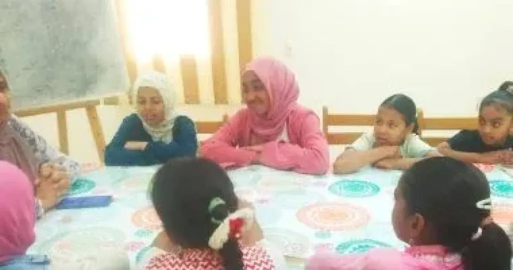 قصور ثقافة الأقصر تقدم لقاءات توعوية حول تطوير الذات وورش للأطفال
