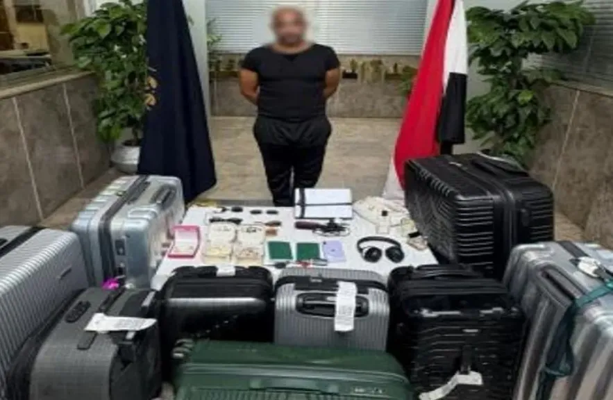 القبض على سائق نقل ذكي سرق 9 حقائب