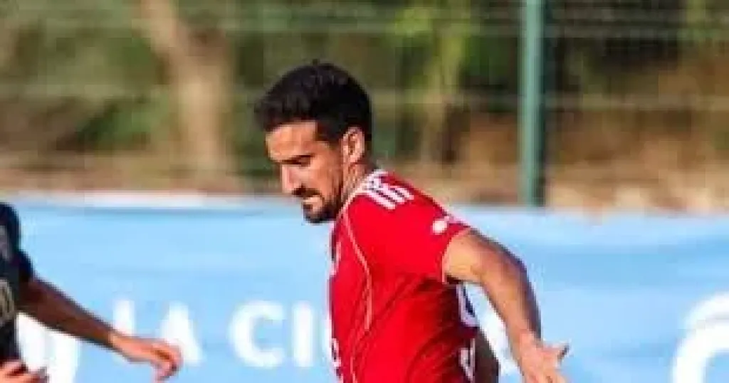 الأهلي يفحص بن رمضان قبل مران الغد لحسم موقفه من مبارة بيراميدز