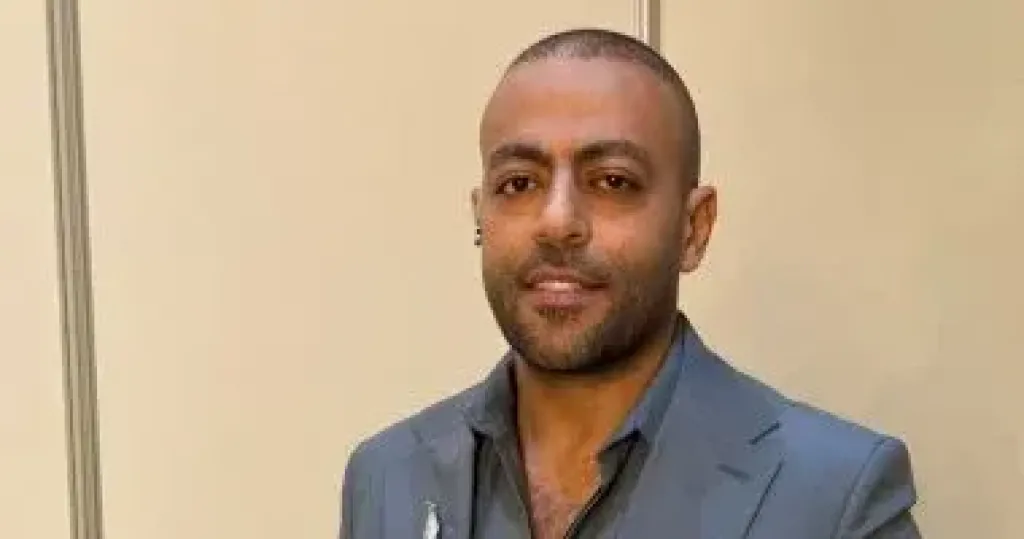 تامر عاشور يحيى حفلاً غنائيًا في أبوظبى