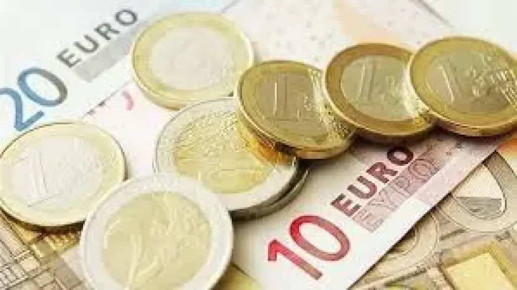 سعر اليورو اليوم السبت 30 أغسطس 2025 أمام الجنيه بالبنوك المصرية
