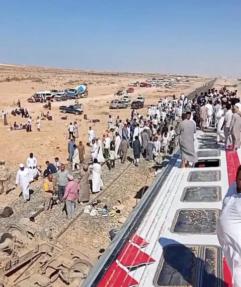بيان عاجل من سكك حديد مصر حول حادث قطار مطروح