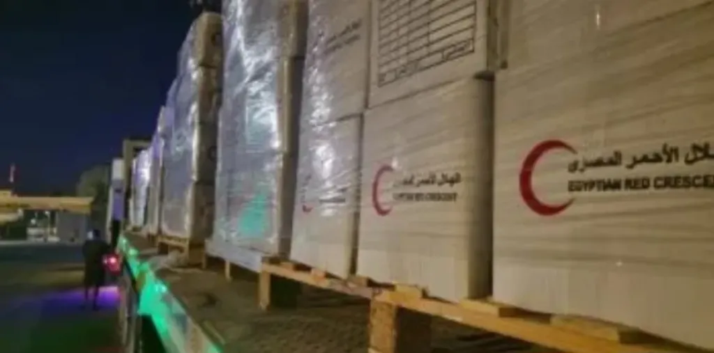 إطلاق قافلة "زاد العزة" الـ 26 إلى غزة بحمولة 3200 طن مساعدات إنسانية