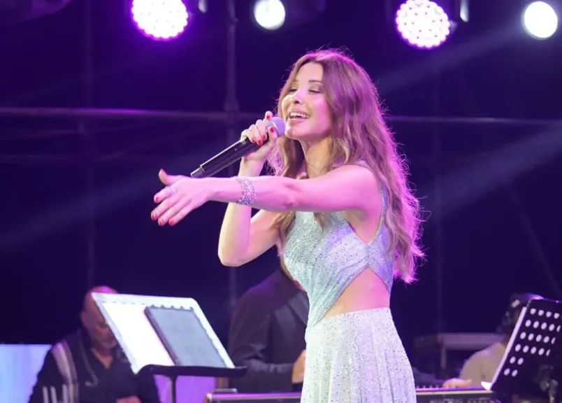 محمد حماقي ونانسي عجرم يشعلان حفلهما في الساحل الشمالي