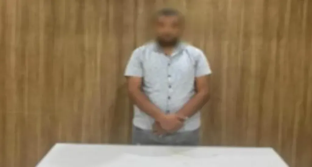 مشادة فى كرداسة تنتهى بإلقاء مياه على فتاة والداخلية تضبط السائق المتهم