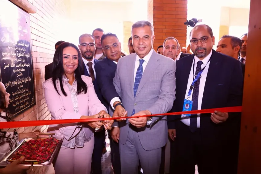 وزيرة التضامن الاجتماعي ومحافظ الإسكندرية  يفتتحان مركز التأهيل الشامل لذوي الإعاقة  بـ”برج العرب ”