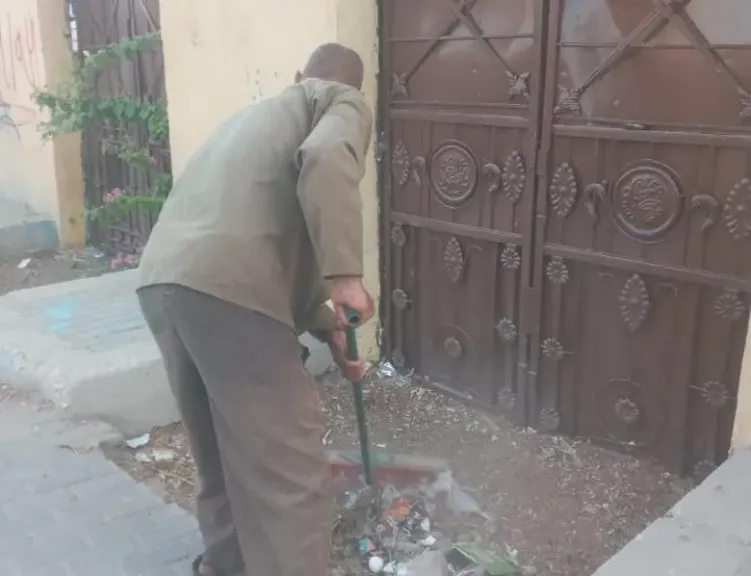 رفع 15 طن أتربة خلال حملة نظافة بالأقصر