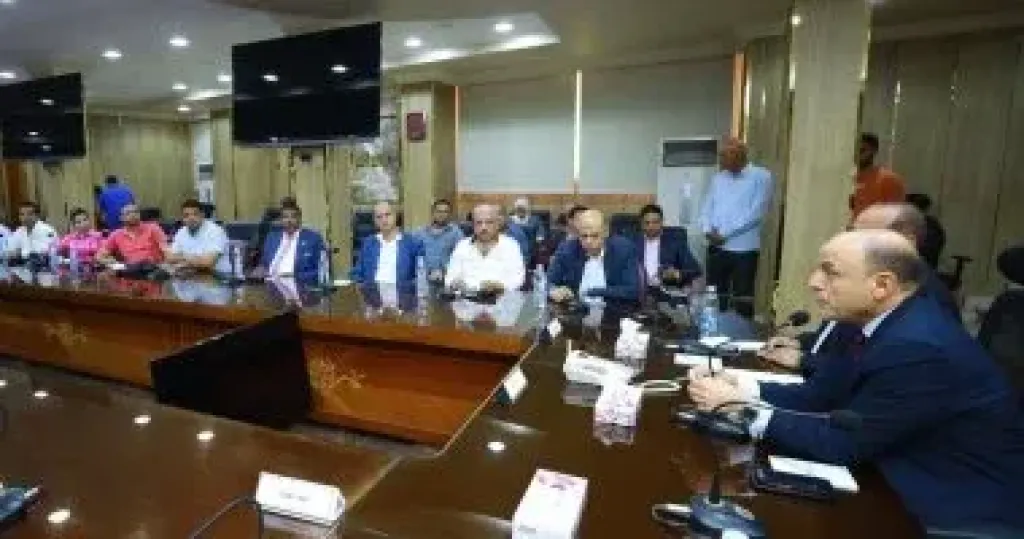 محافظ كفرالشيخ يستعرض المشروعات الخدمية والتنموية فى لقاء الصحفيين والإعلاميين