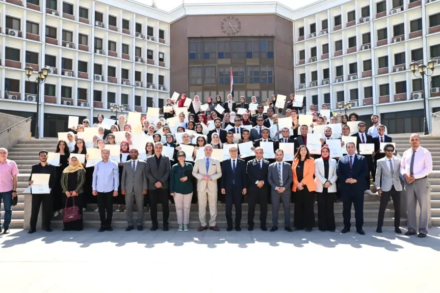 جامعة أسيوط تختتم مبادرة ”أنا أيضاً مسئول”