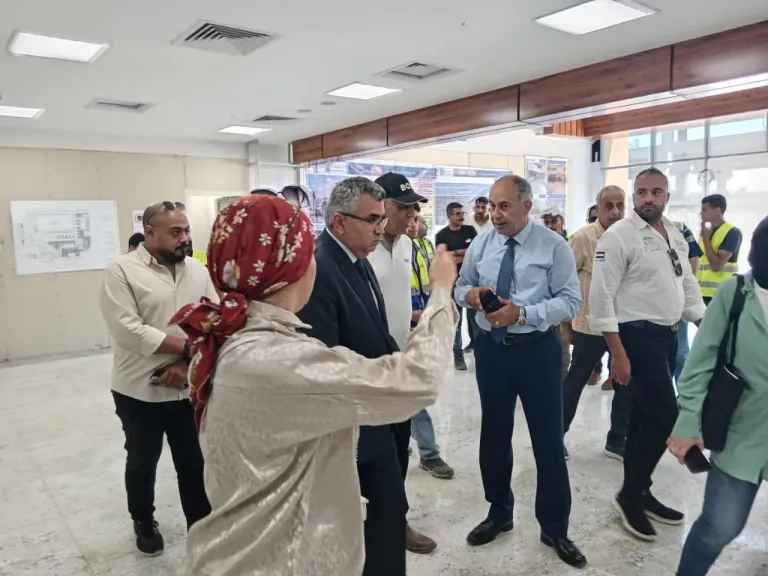 مساعد وزير الصحة يتفقد مشروعات تطوير المستشفيات بالقاهرة والجيزة