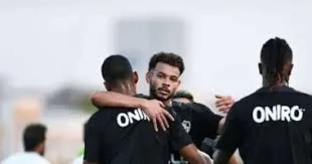دونجا يعود للتشكيل الأساسى للزمالك أمام المصرى