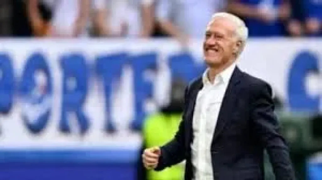 ديشامب يرد على باريس سان جيرمان بشأن إصابات ديمبيلي وديزيري دوي
