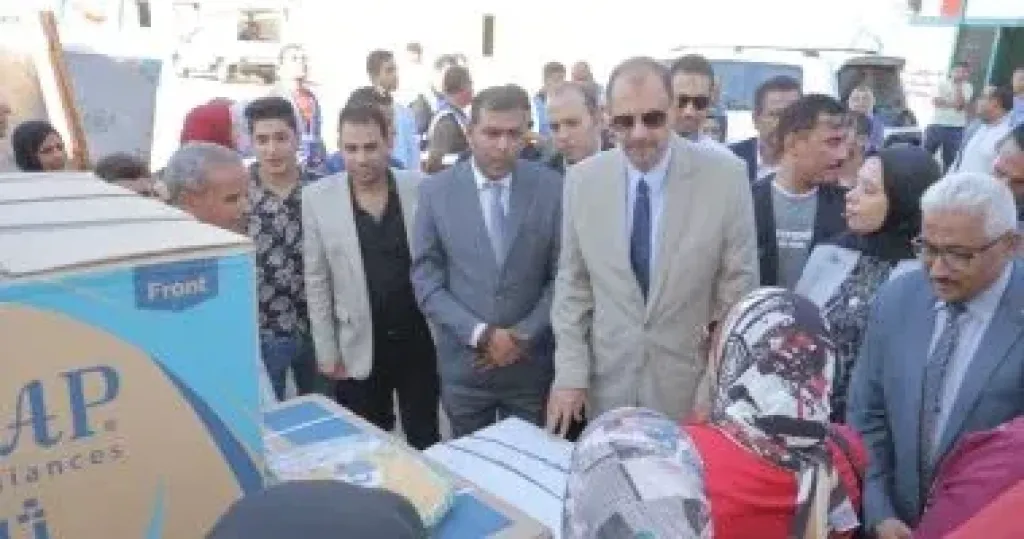 جولة المحافظ